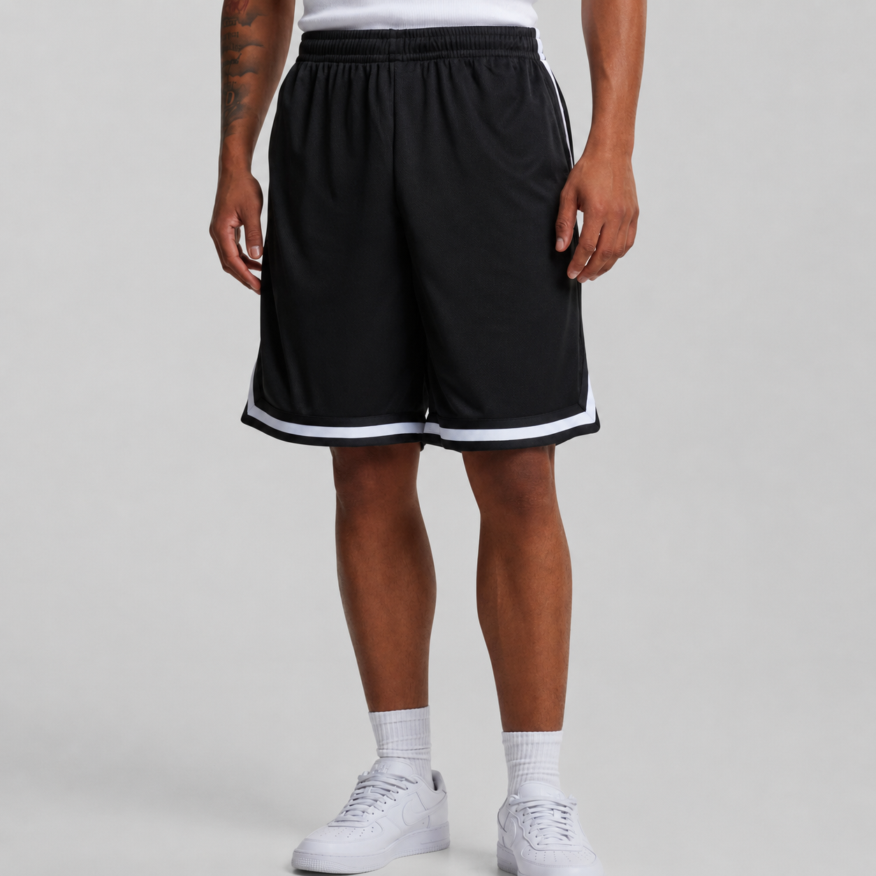 UC Stripes Mesh Black Shorts