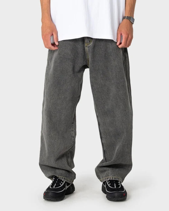 RUSTY Redemption Baggy Jean Washed Black