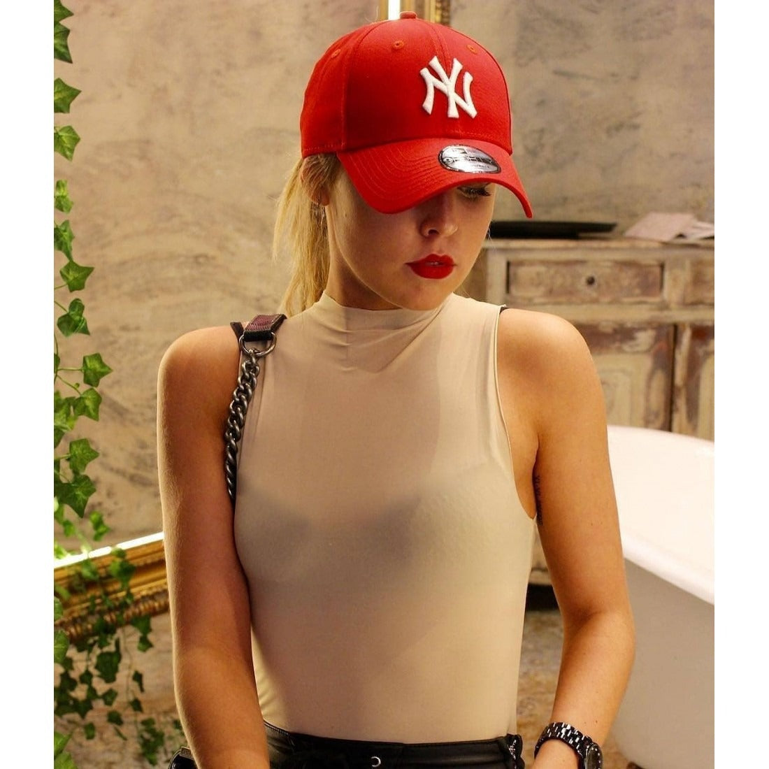 NEW ERA New York Yankees Red 9FORTY Cap