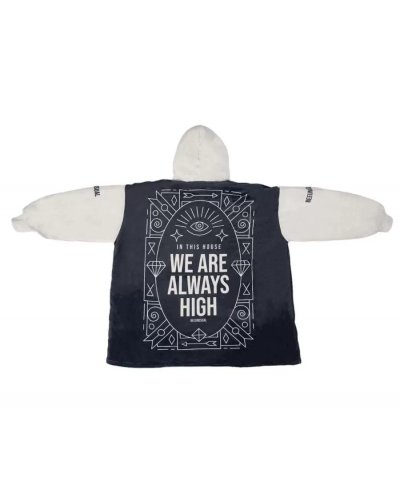 BEE UNUSUAL “ALWAYS HIGH” Sherpa / Super Fleece Hoodie Blanket